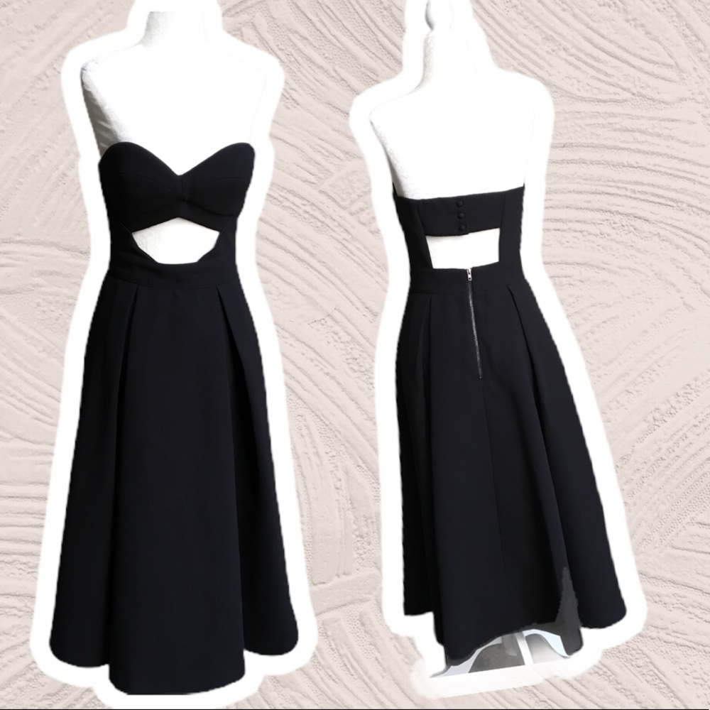 Slide Show Black strapless keyhole prom dress 10